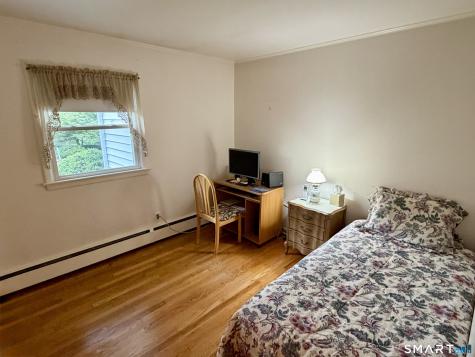 25 Noahs Ln Extension Norwalk CT 06851