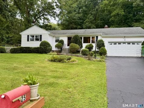 25 Noahs Ln Extension Norwalk CT 06851