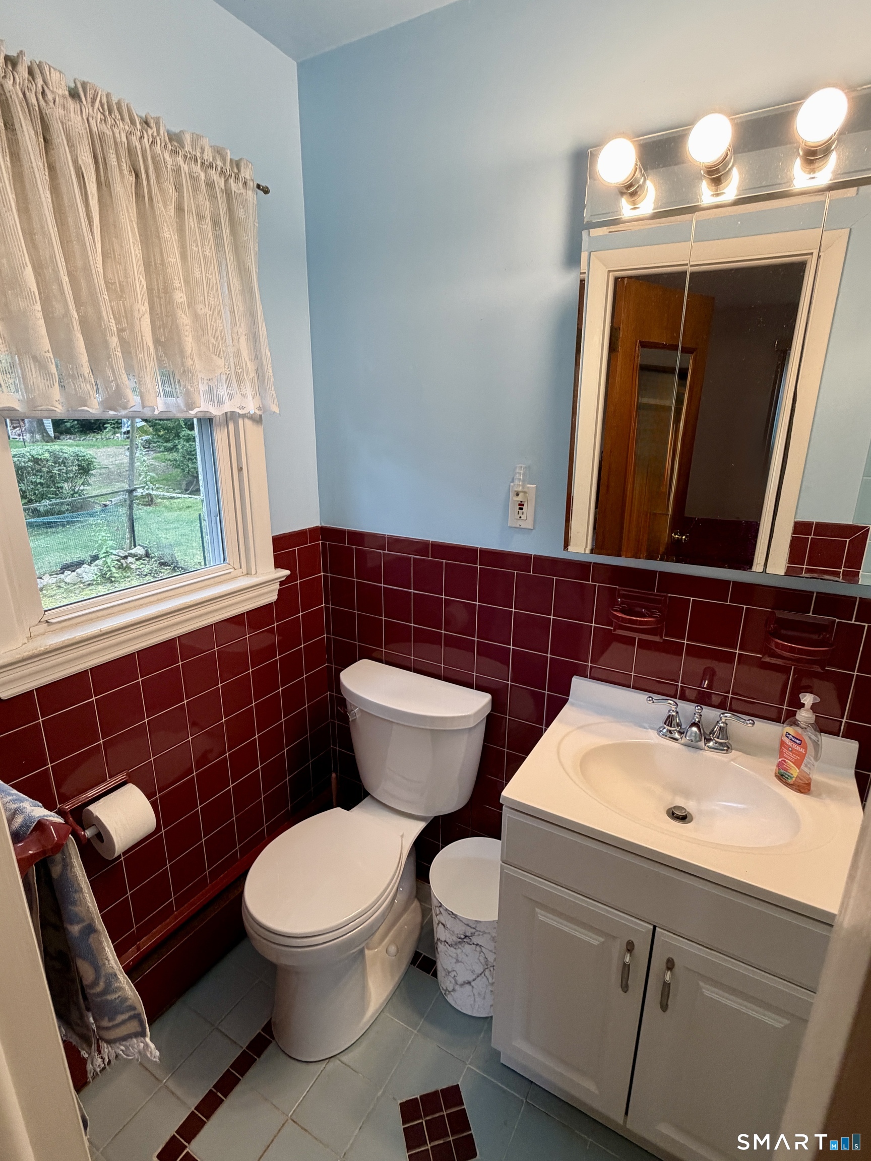 25 Noahs Ln Extension Norwalk CT 06851