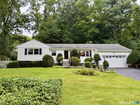 25 Noahs Ln Extension Norwalk CT 06851