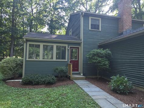 51 Foxwood South Road Guilford CT 06437