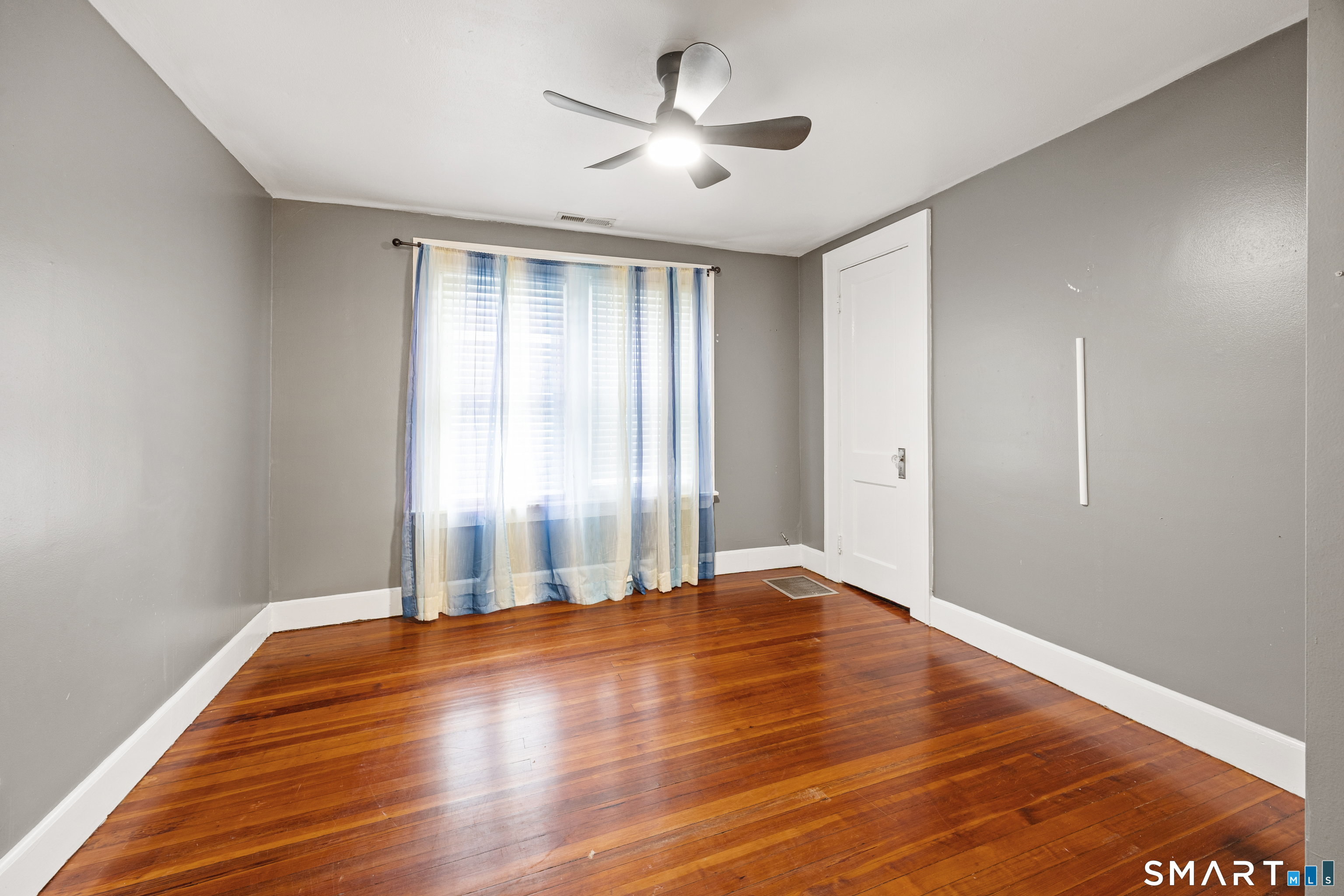 27 Seminole Avenue Waterbury CT 06705