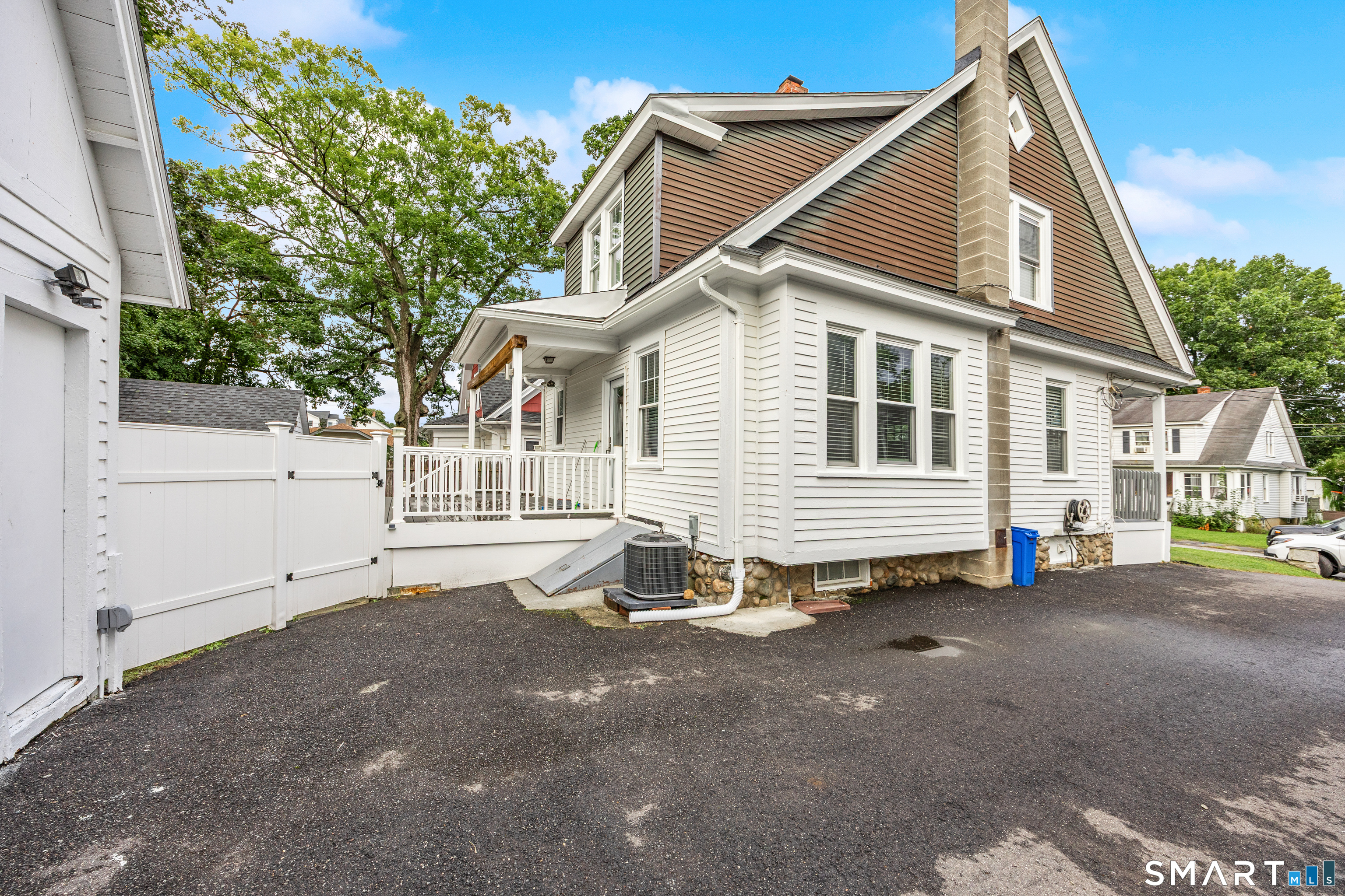 27 Seminole Avenue Waterbury CT 06705