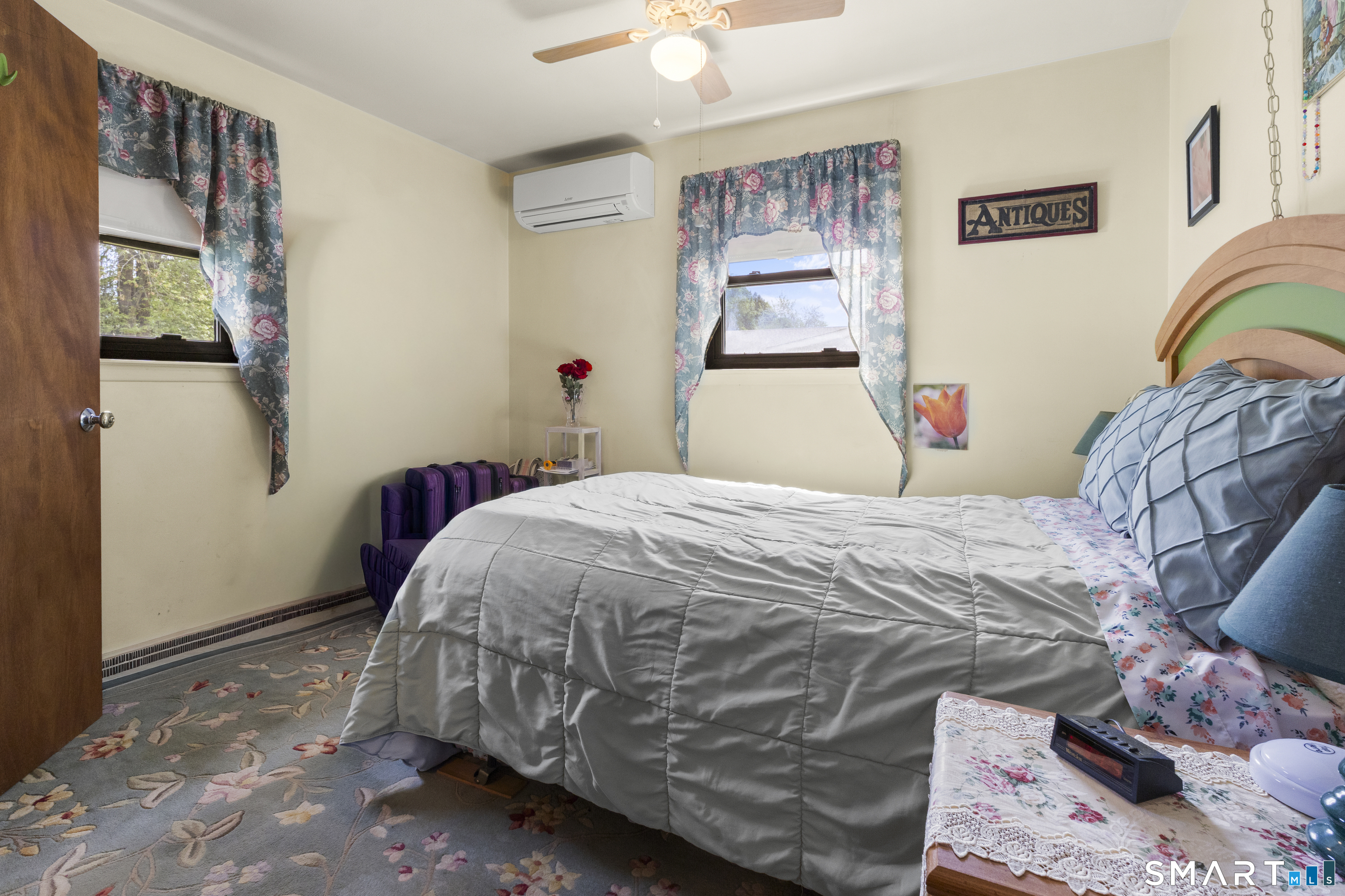 27 Mcintosh Avenue Montville CT 06382