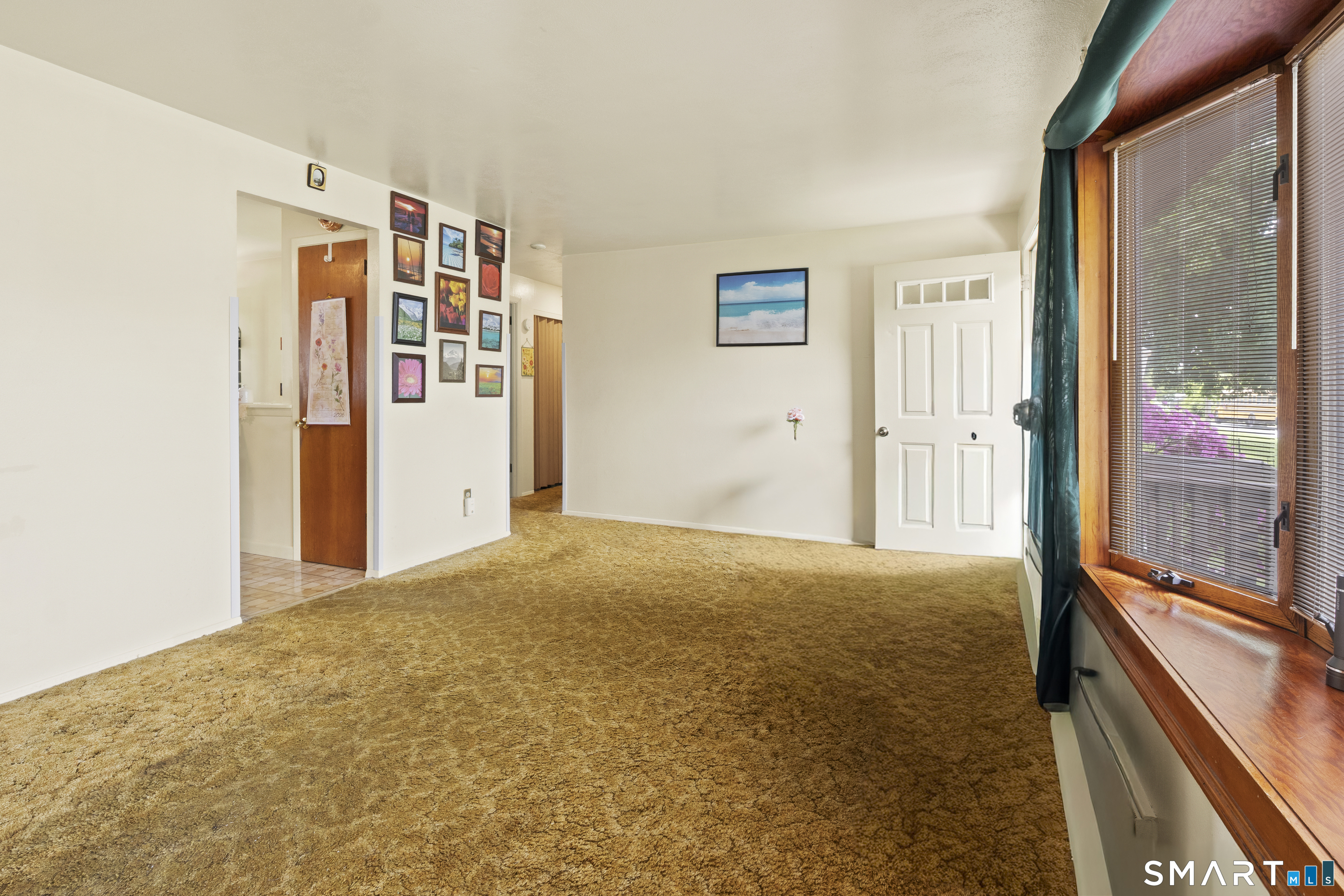 27 Mcintosh Avenue Montville CT 06382