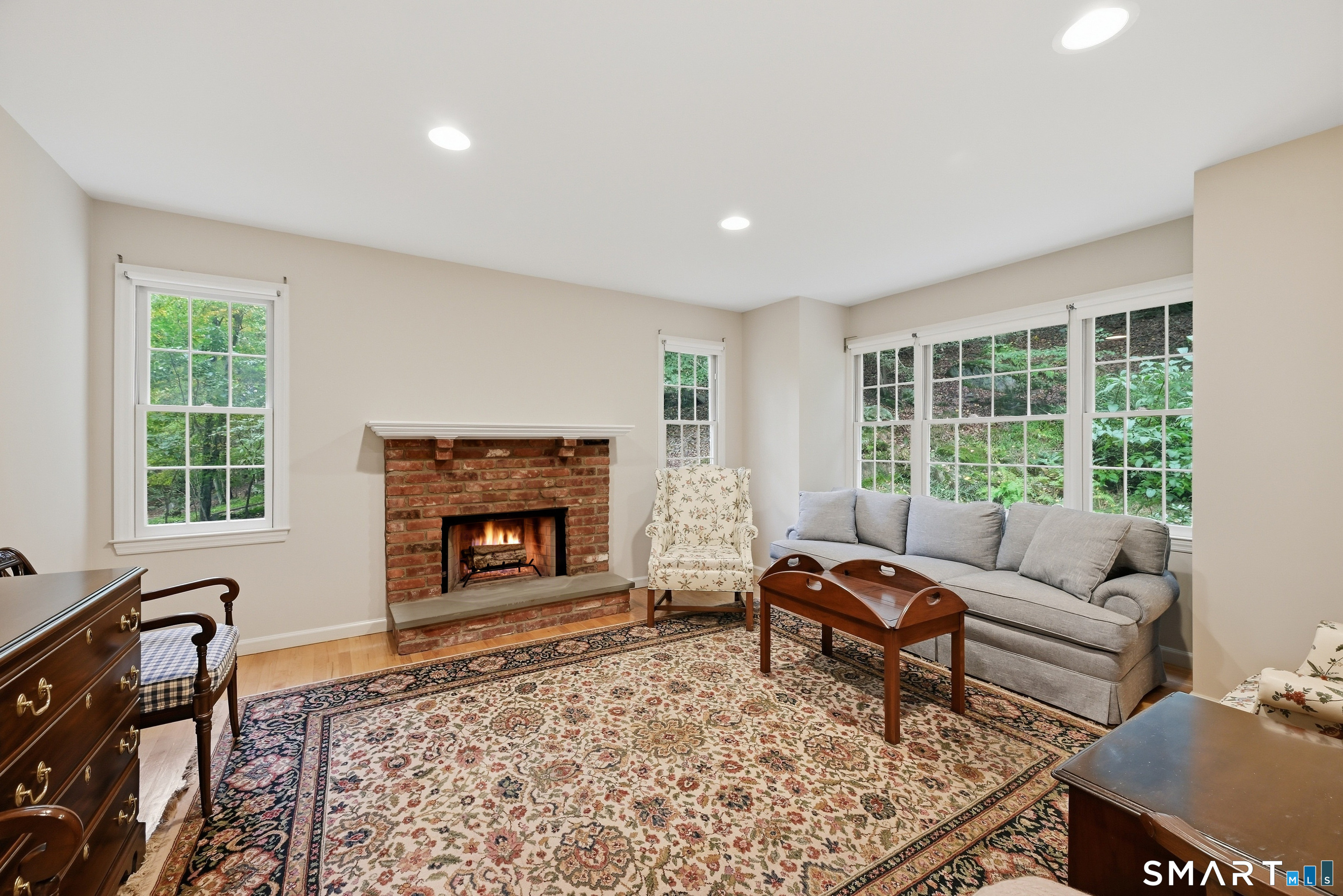 18 Cove Road Brookfield CT 06804