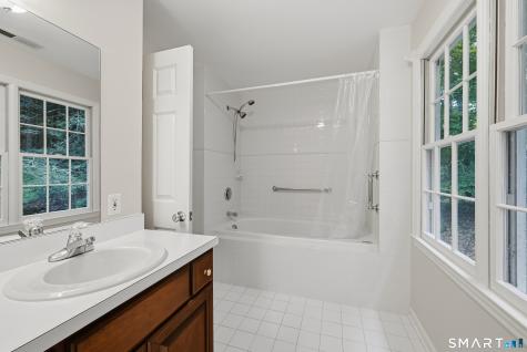 18 Cove Road Brookfield CT 06804