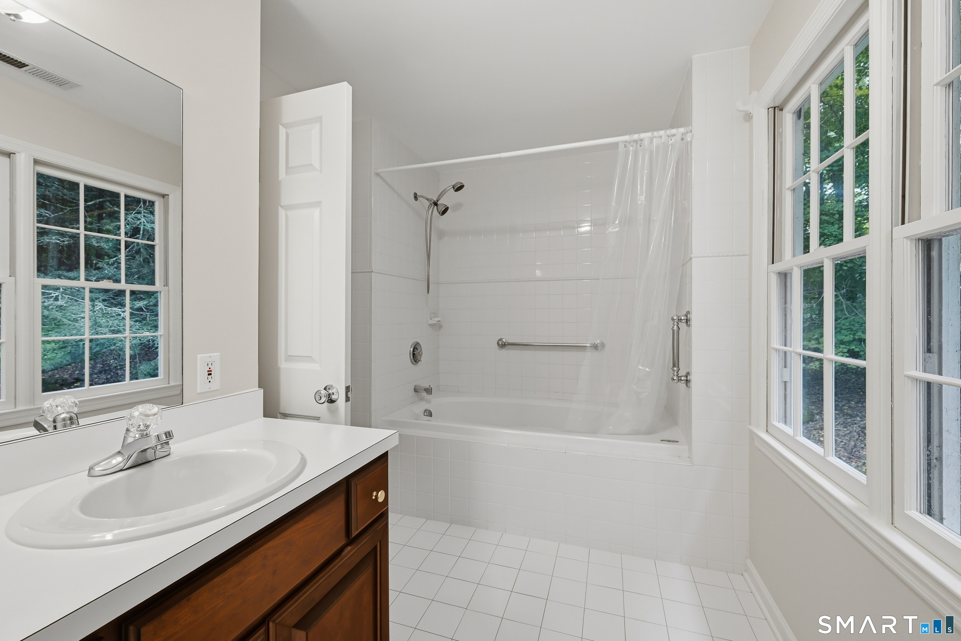 18 Cove Road Brookfield CT 06804