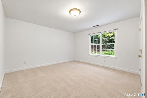18 Cove Road Brookfield CT 06804