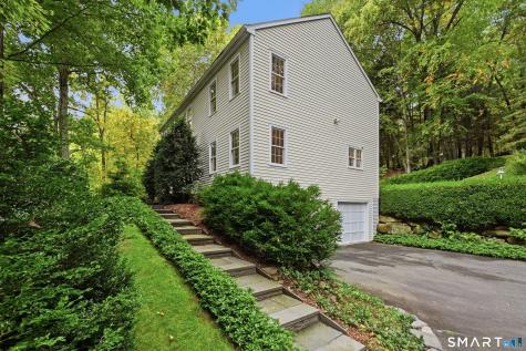 18 Cove Road Brookfield CT 06804