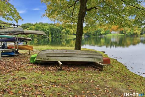 18 Cove Road Brookfield CT 06804