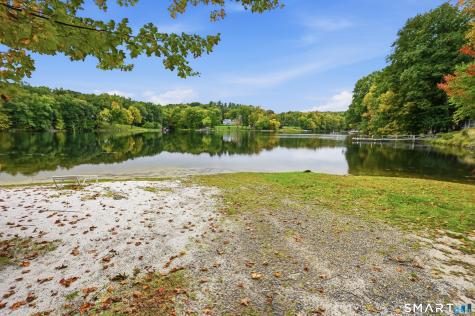 18 Cove Road Brookfield CT 06804