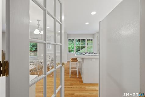 18 Cove Road Brookfield CT 06804