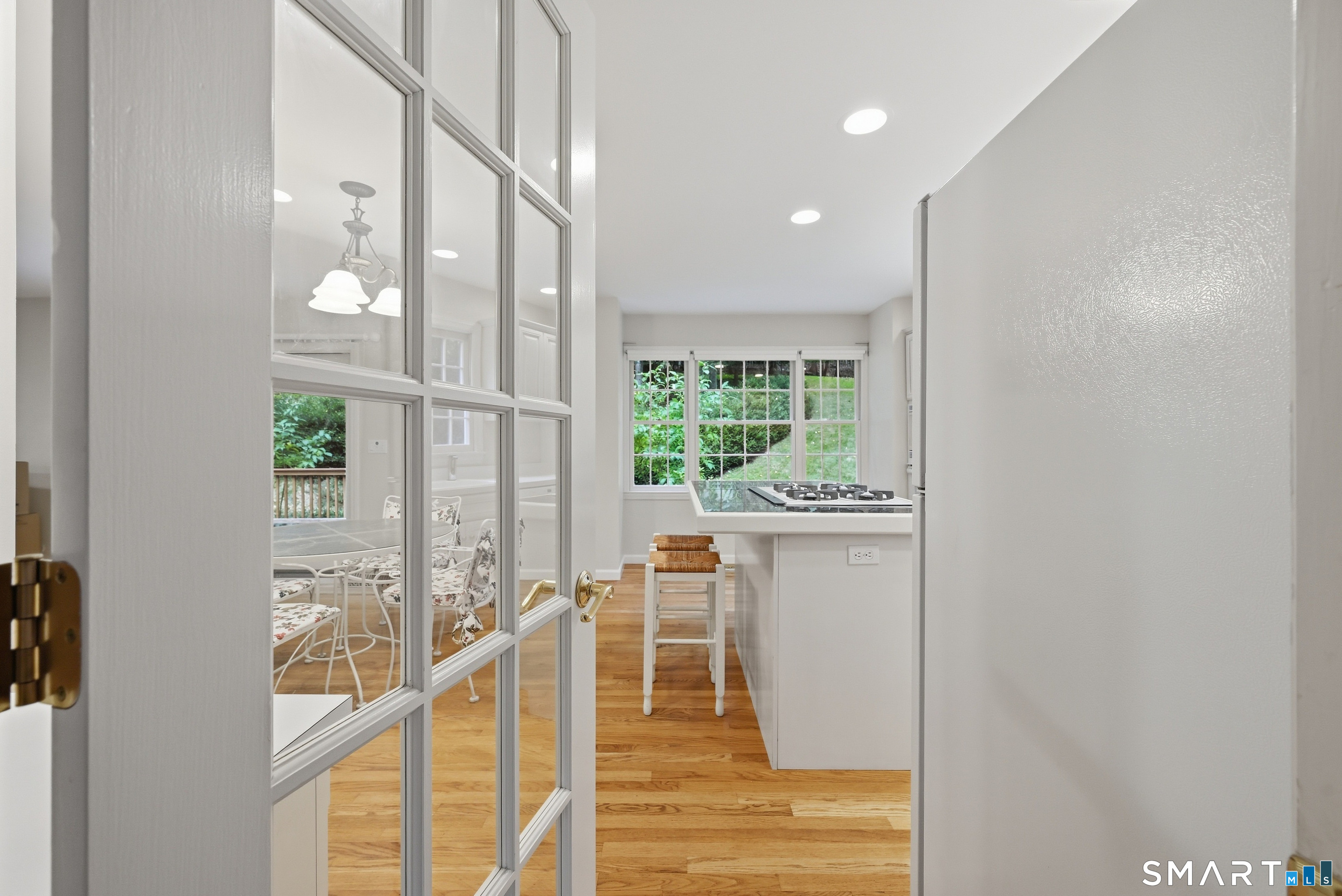 18 Cove Road Brookfield CT 06804