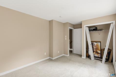 436 Tiffany Lane Bristol CT 06010