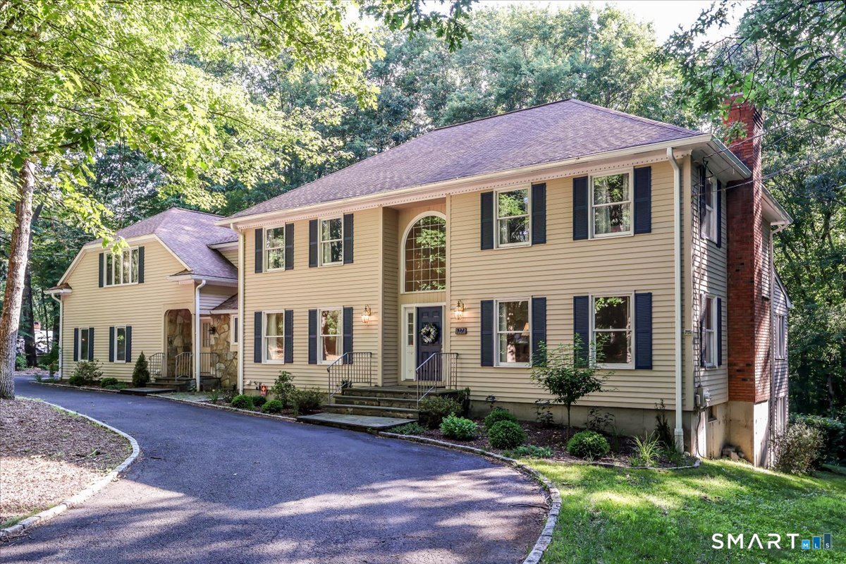 17 Herrmann Lane Easton CT 06612