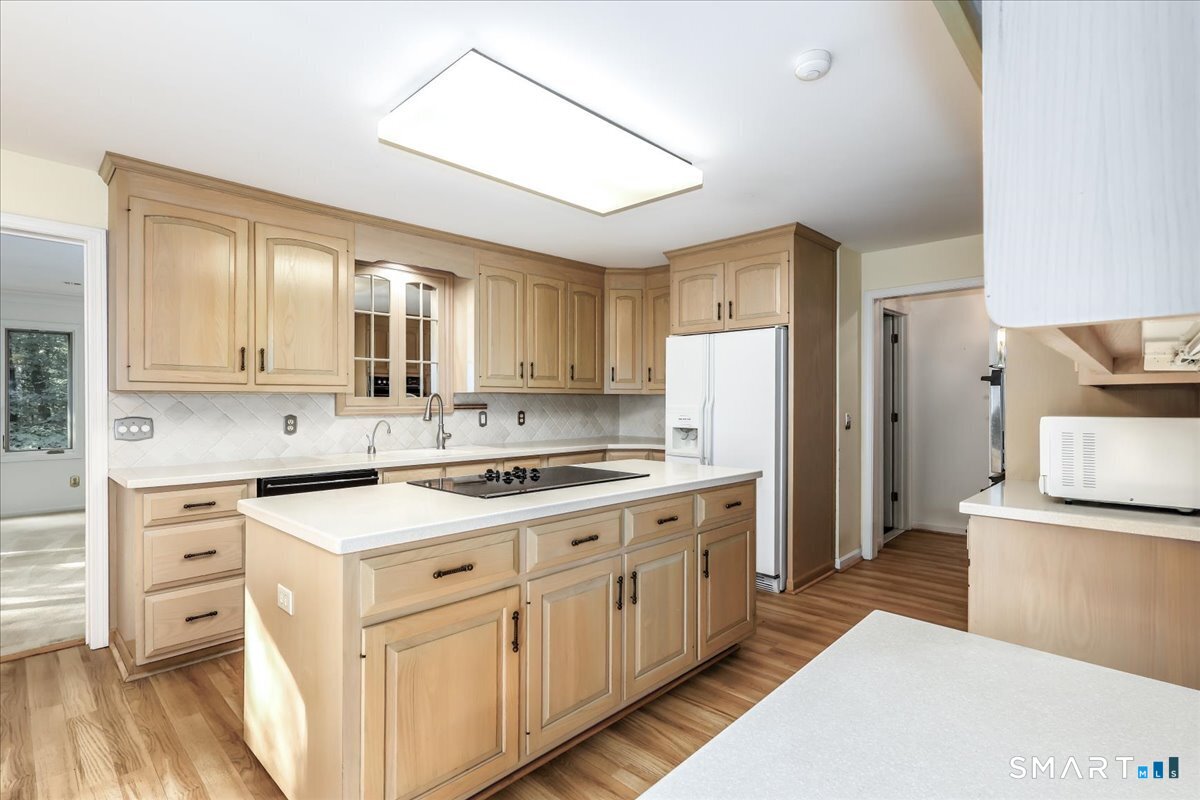 17 Herrmann Lane Easton CT 06612