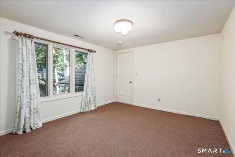 17 Herrmann Lane Easton CT 06612