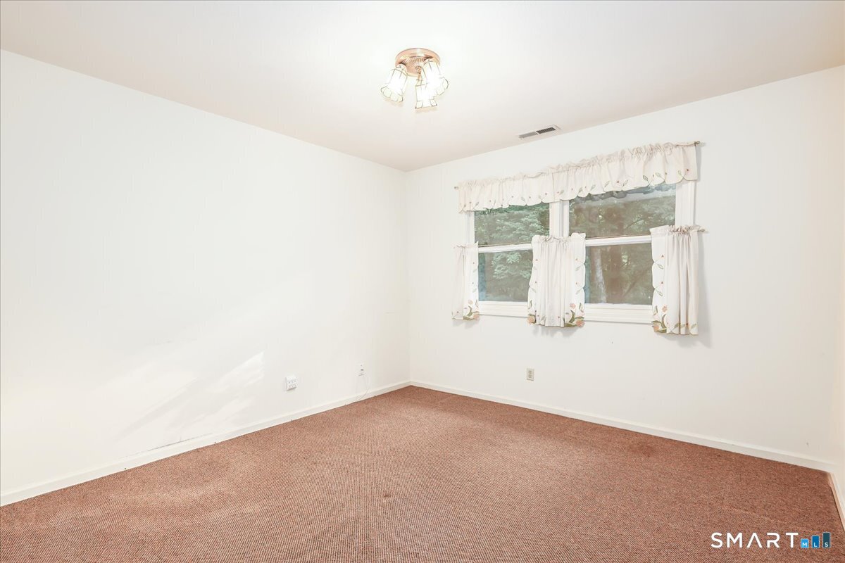 17 Herrmann Lane Easton CT 06612