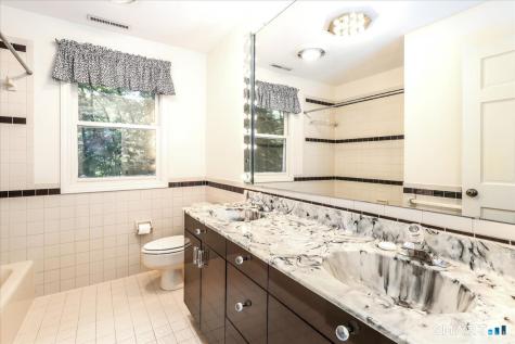 17 Herrmann Lane Easton CT 06612
