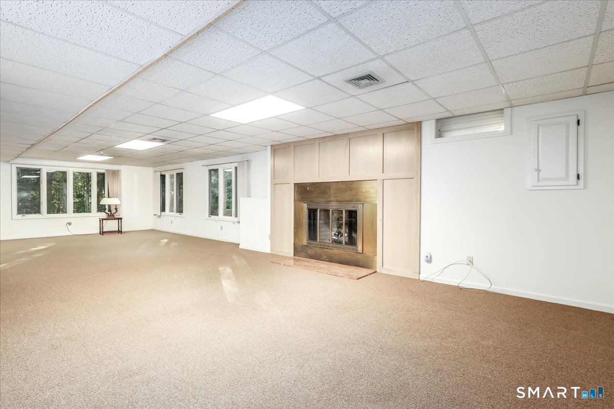 17 Herrmann Lane Easton CT 06612