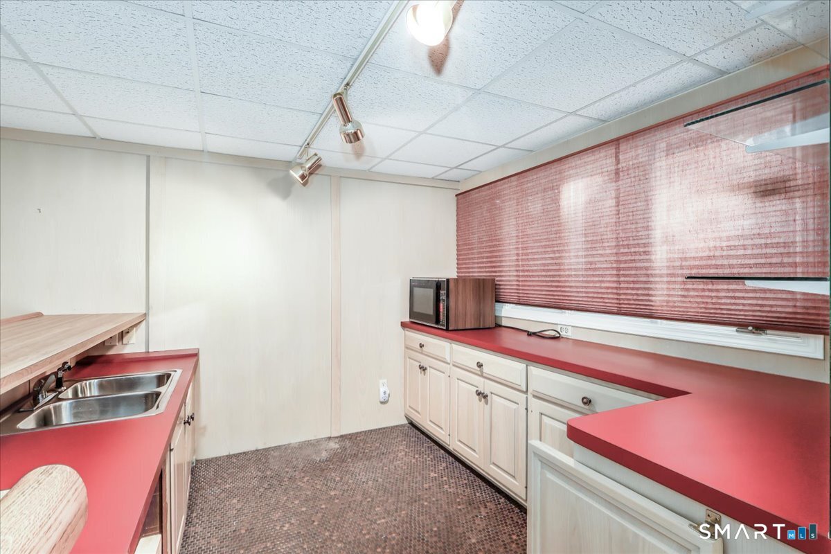 17 Herrmann Lane Easton CT 06612
