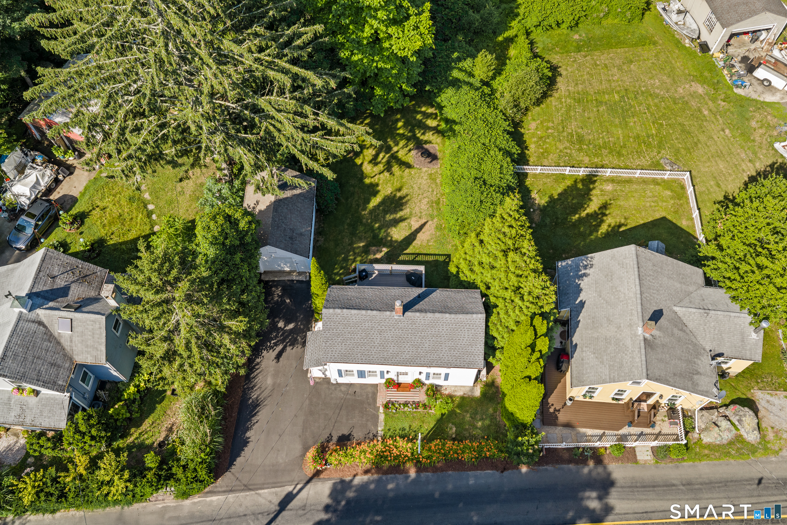 52 Pond Meadow Road Essex CT 06442