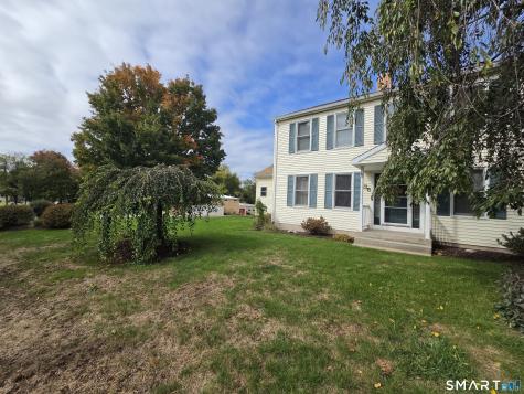35 North Street Enfield CT 06082