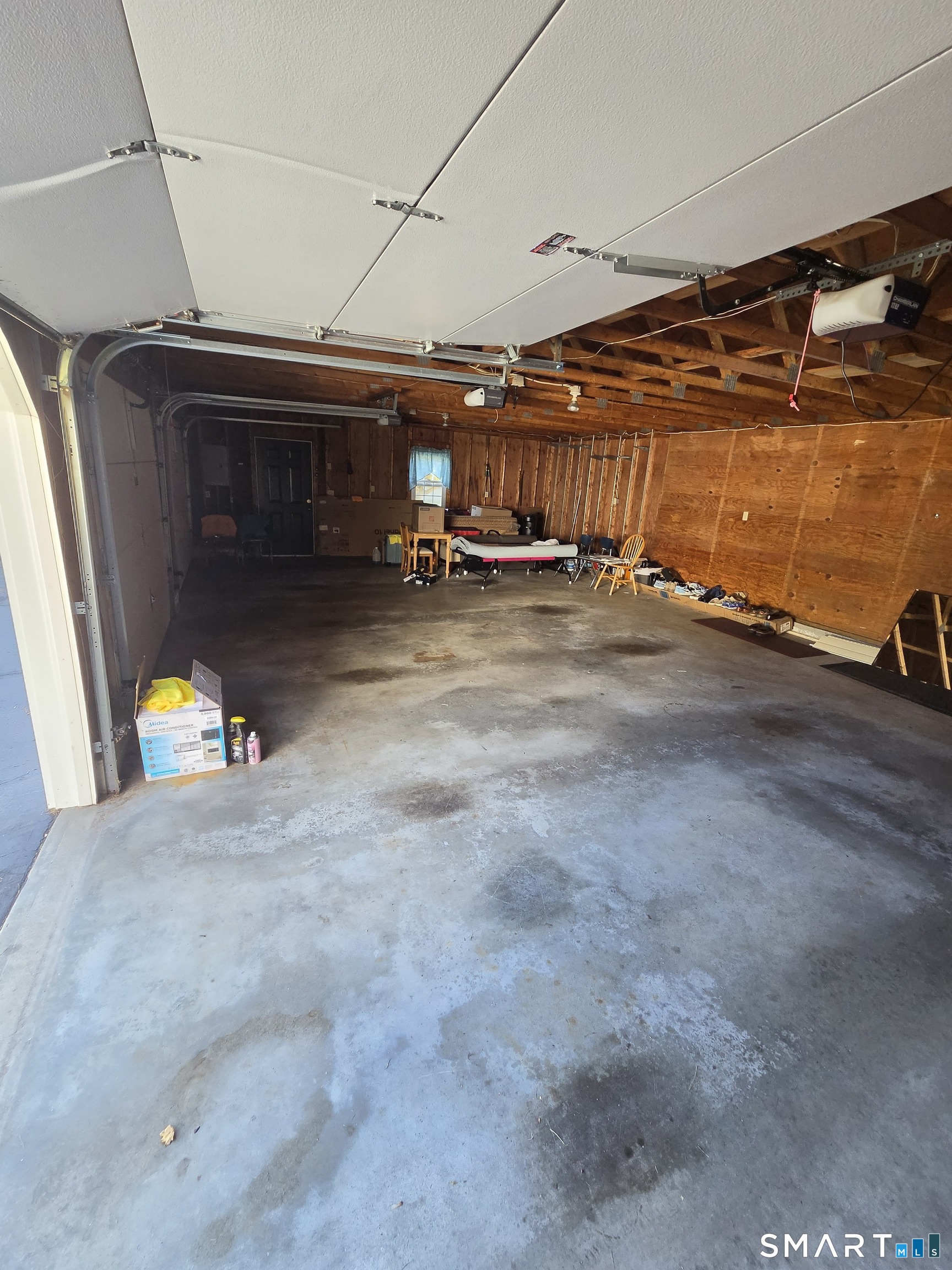 35 North Street Enfield CT 06082