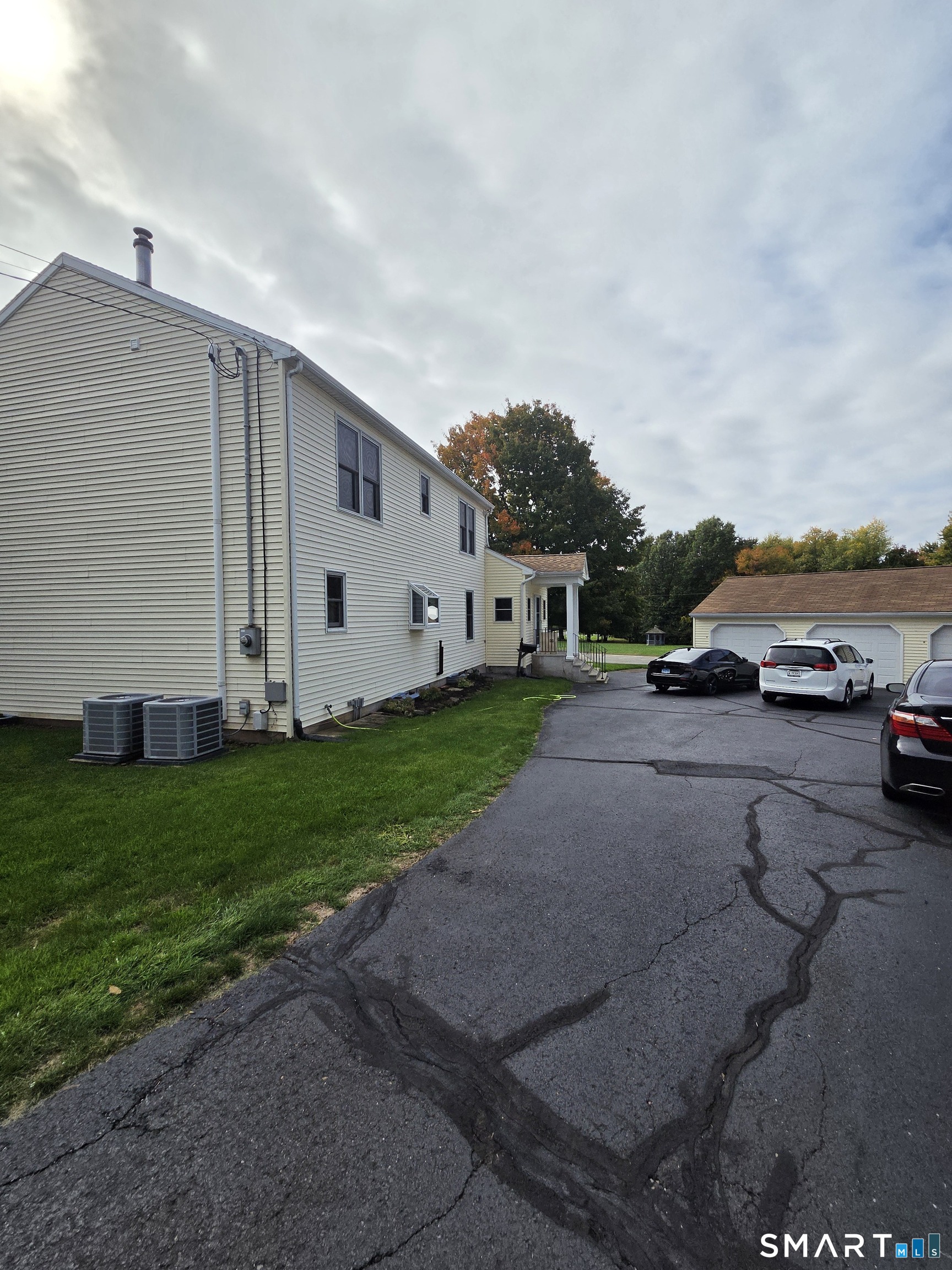 35 North Street Enfield CT 06082