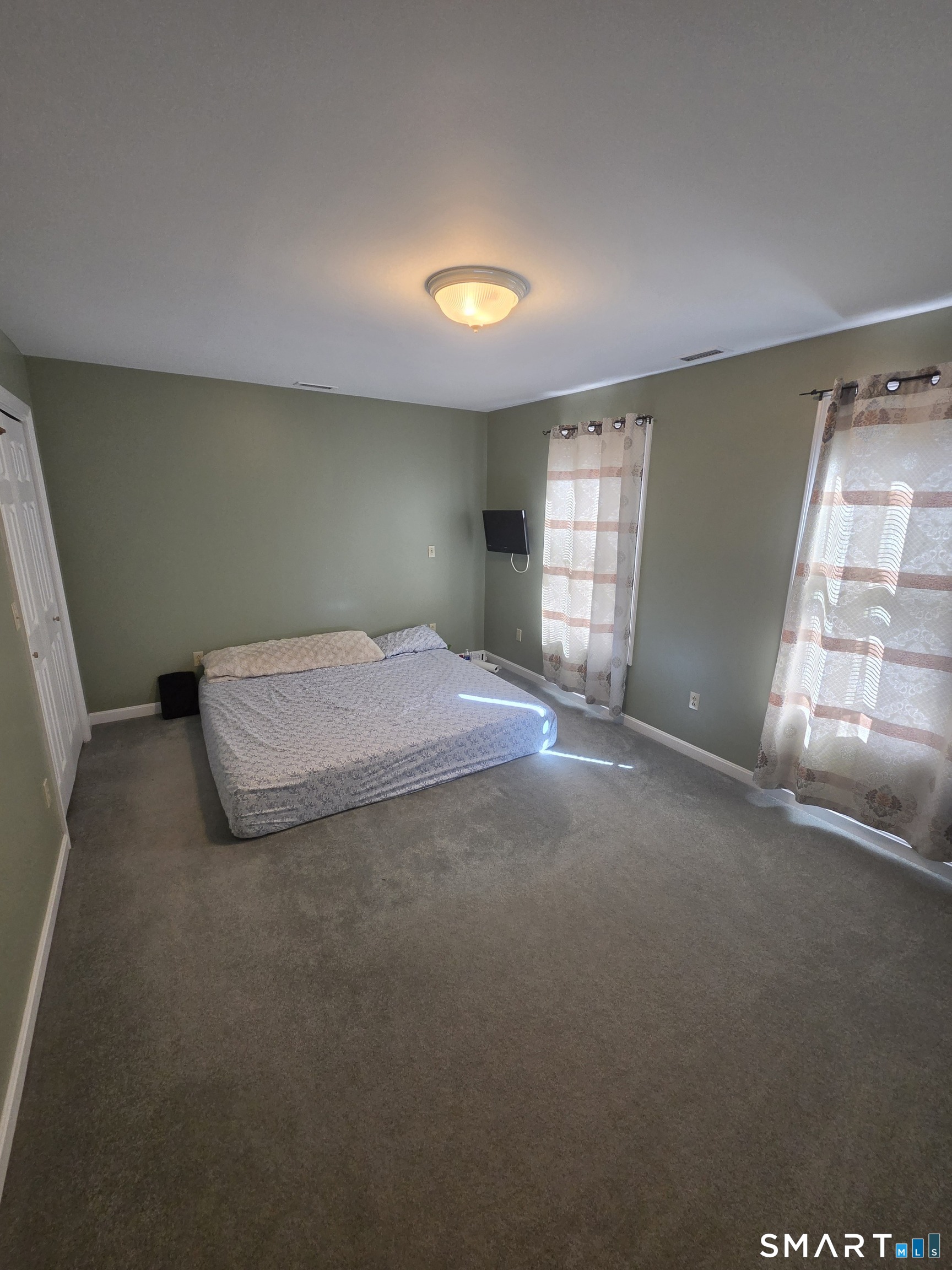 35 North Street Enfield CT 06082