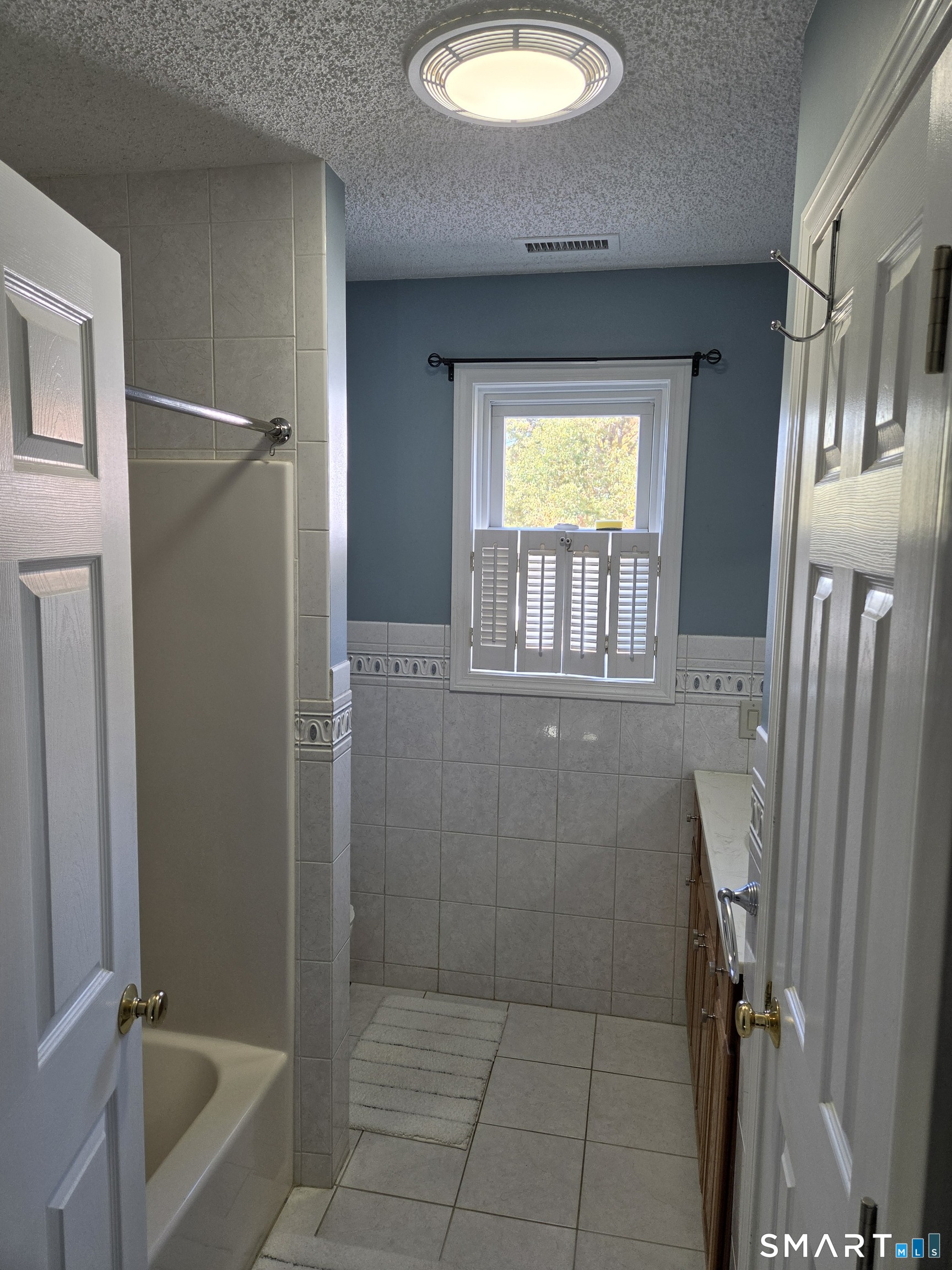 35 North Street Enfield CT 06082