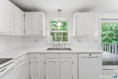 80 Little Brook Road New Hartford CT 06057