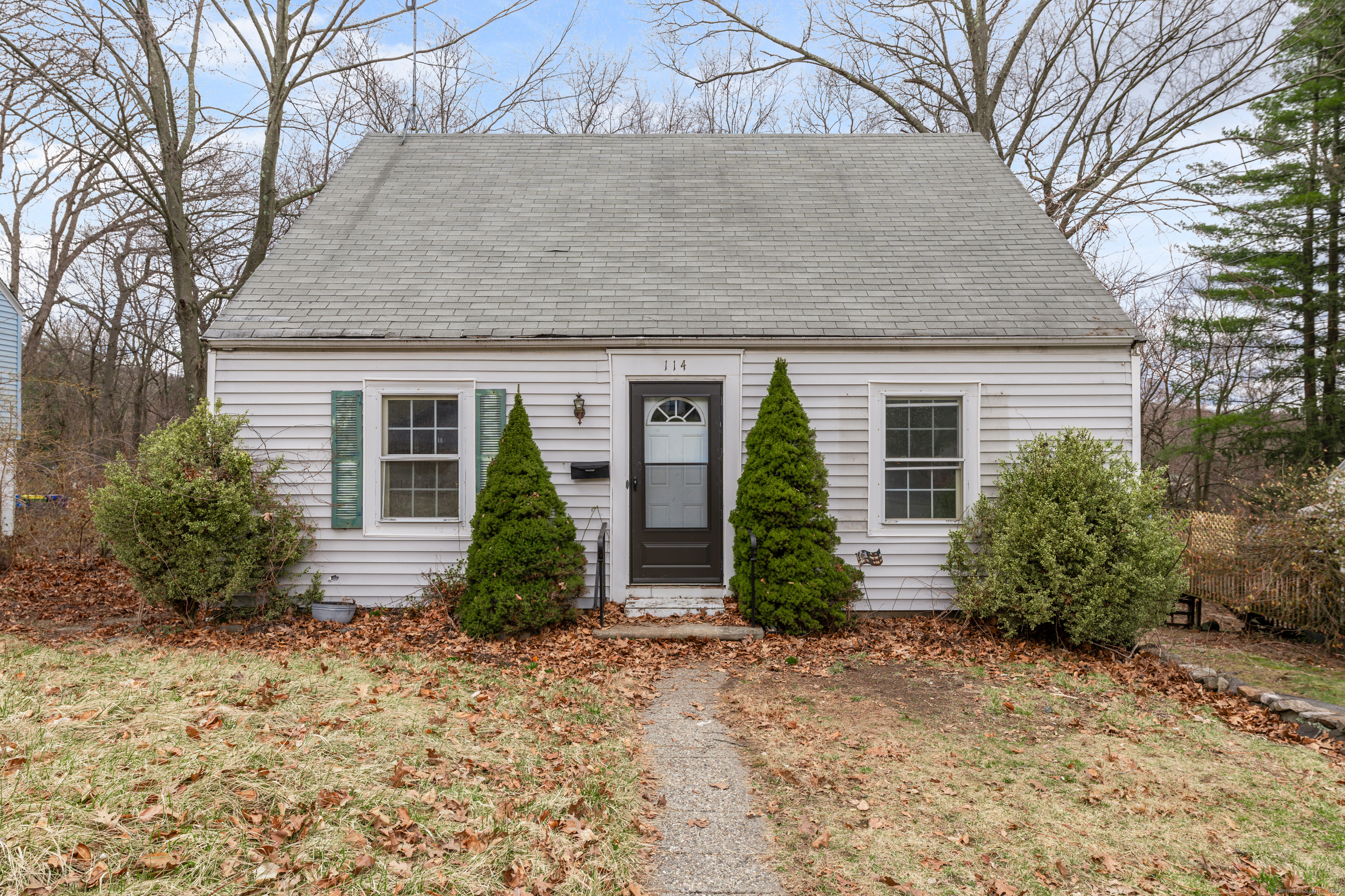 114 Deerfield Avenue Waterbury CT 06708