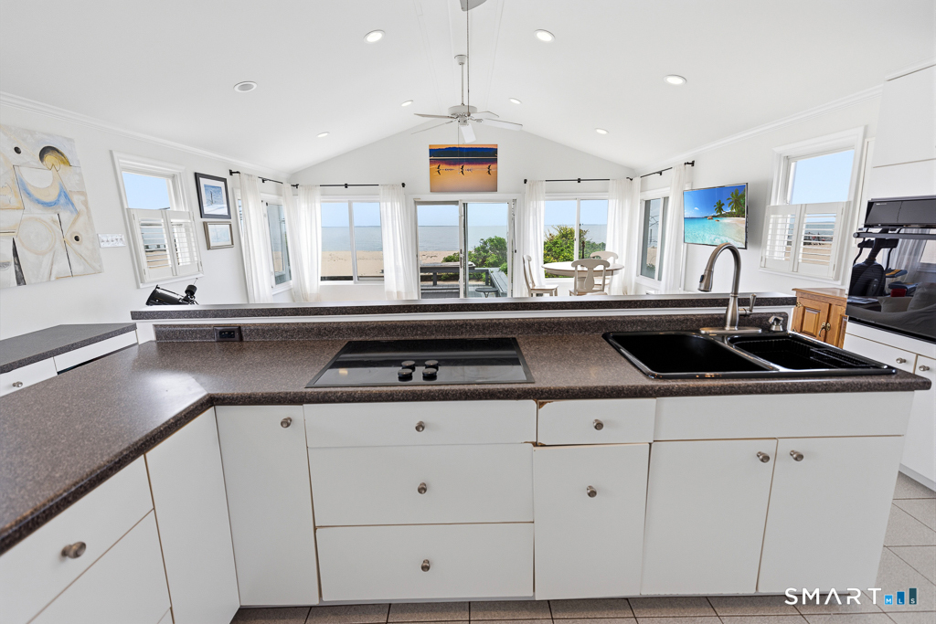 17-A Avenue A Avenue Old Lyme CT 06371