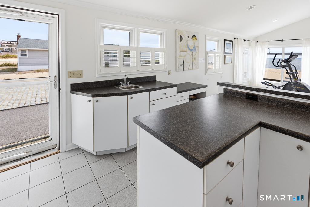 17-A Avenue A Avenue Old Lyme CT 06371