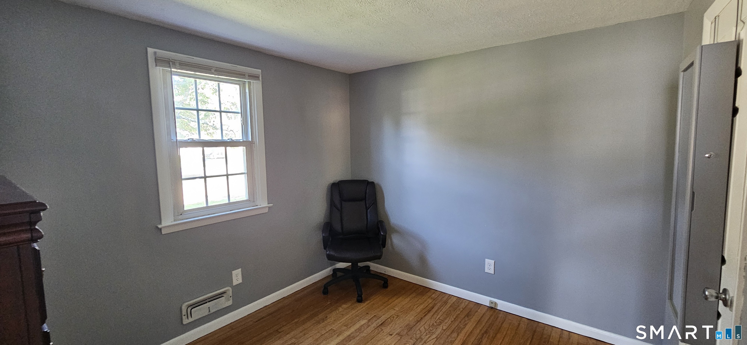 157 Farnham Road South Windsor CT 06074