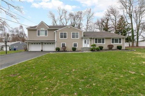 4 Suburban Drive Norwalk CT 06851