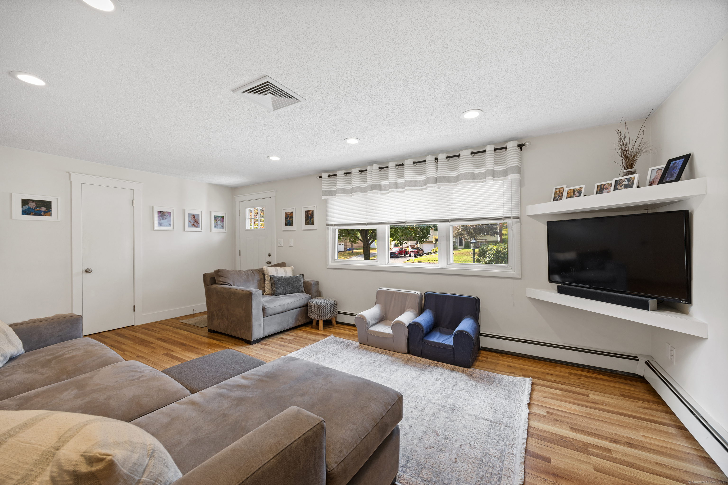 140 Edgewood Circle Southington CT 06489