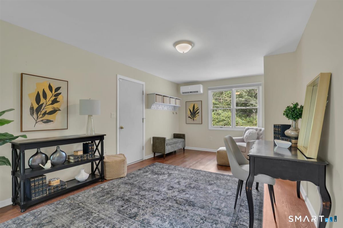 186 Alps Road Branford CT 06405
