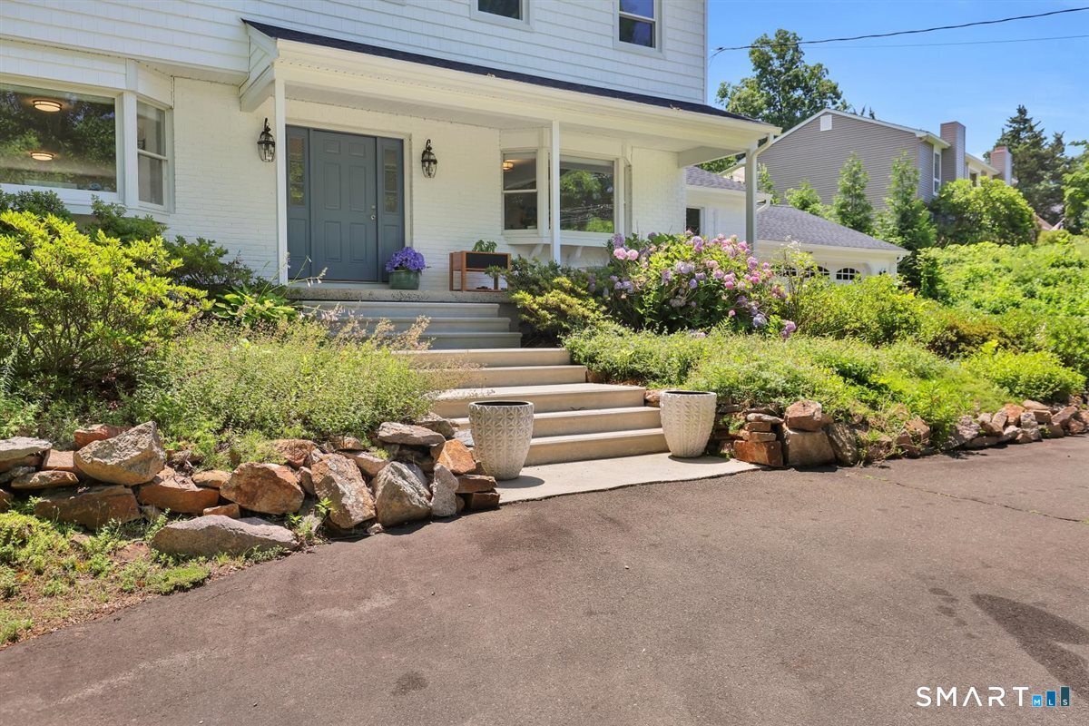 186 Alps Road Branford CT 06405