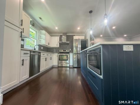 17 Kingsbury Road Norwalk CT 06851