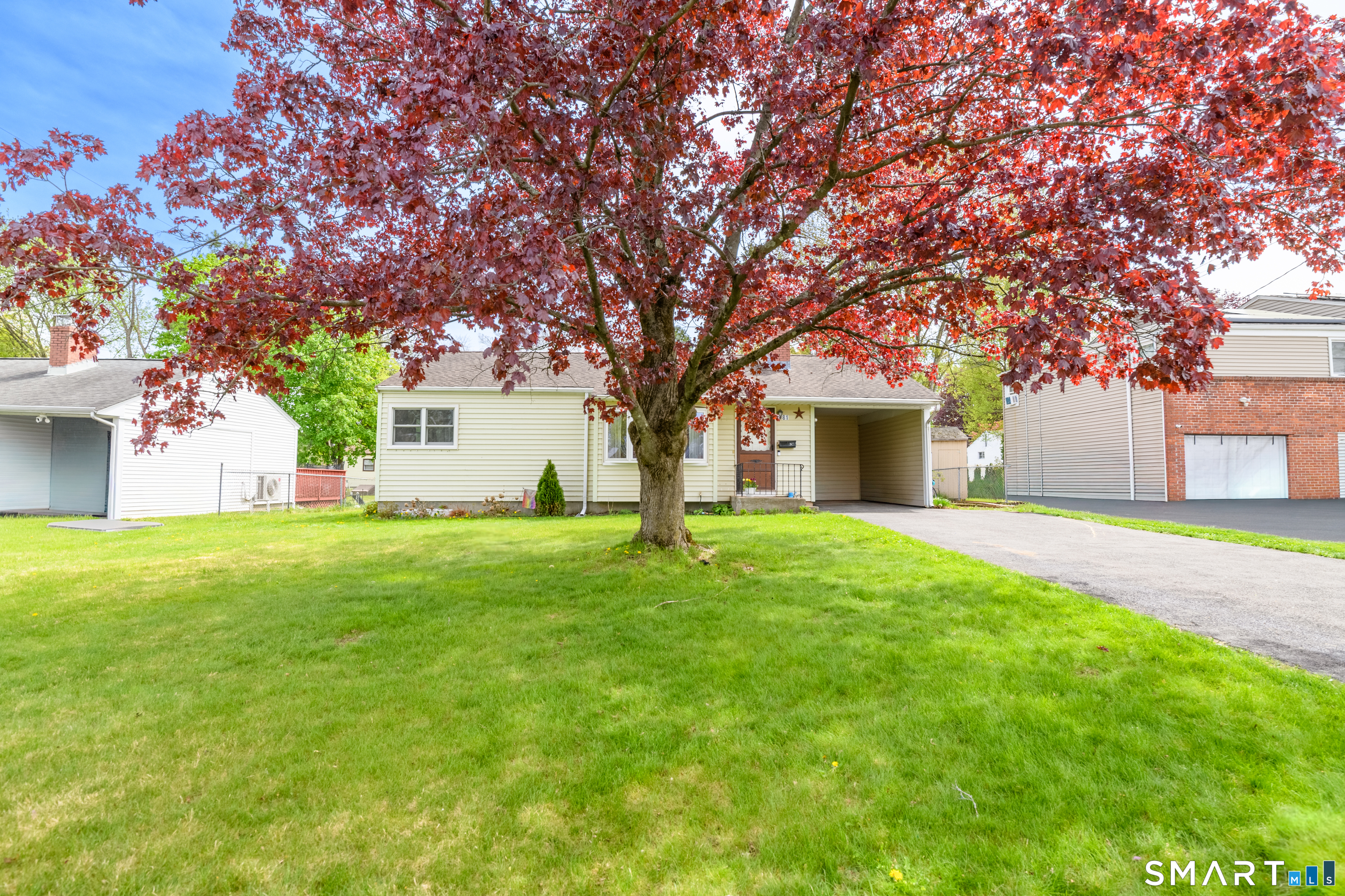 81 Crystal Street Wethersfield CT 06109