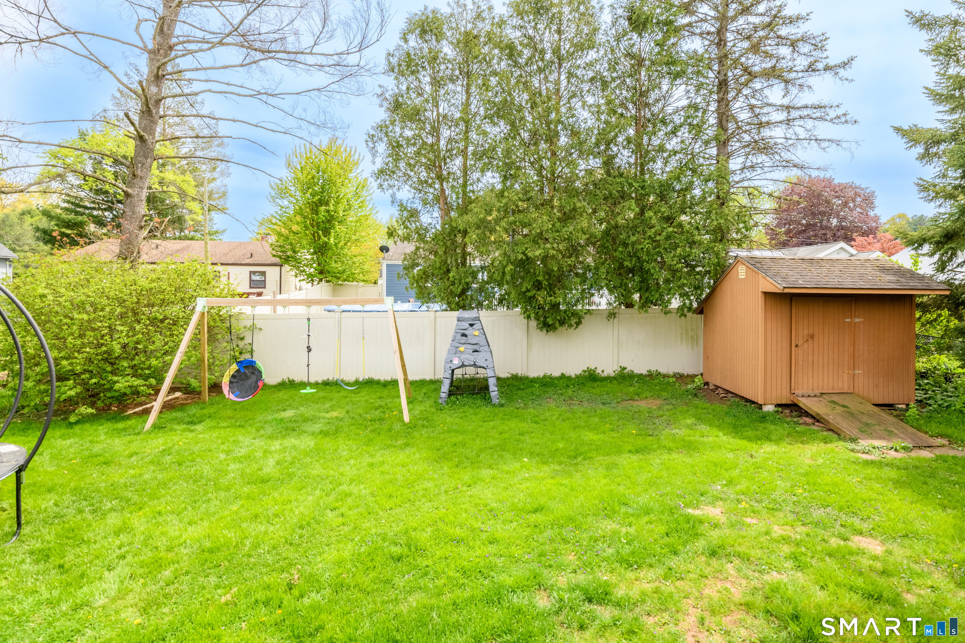 81 Crystal Street Wethersfield CT 06109
