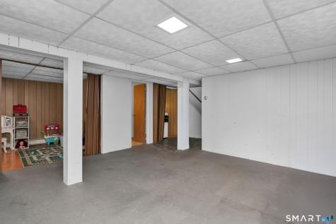 81 Crystal Street Wethersfield CT 06109