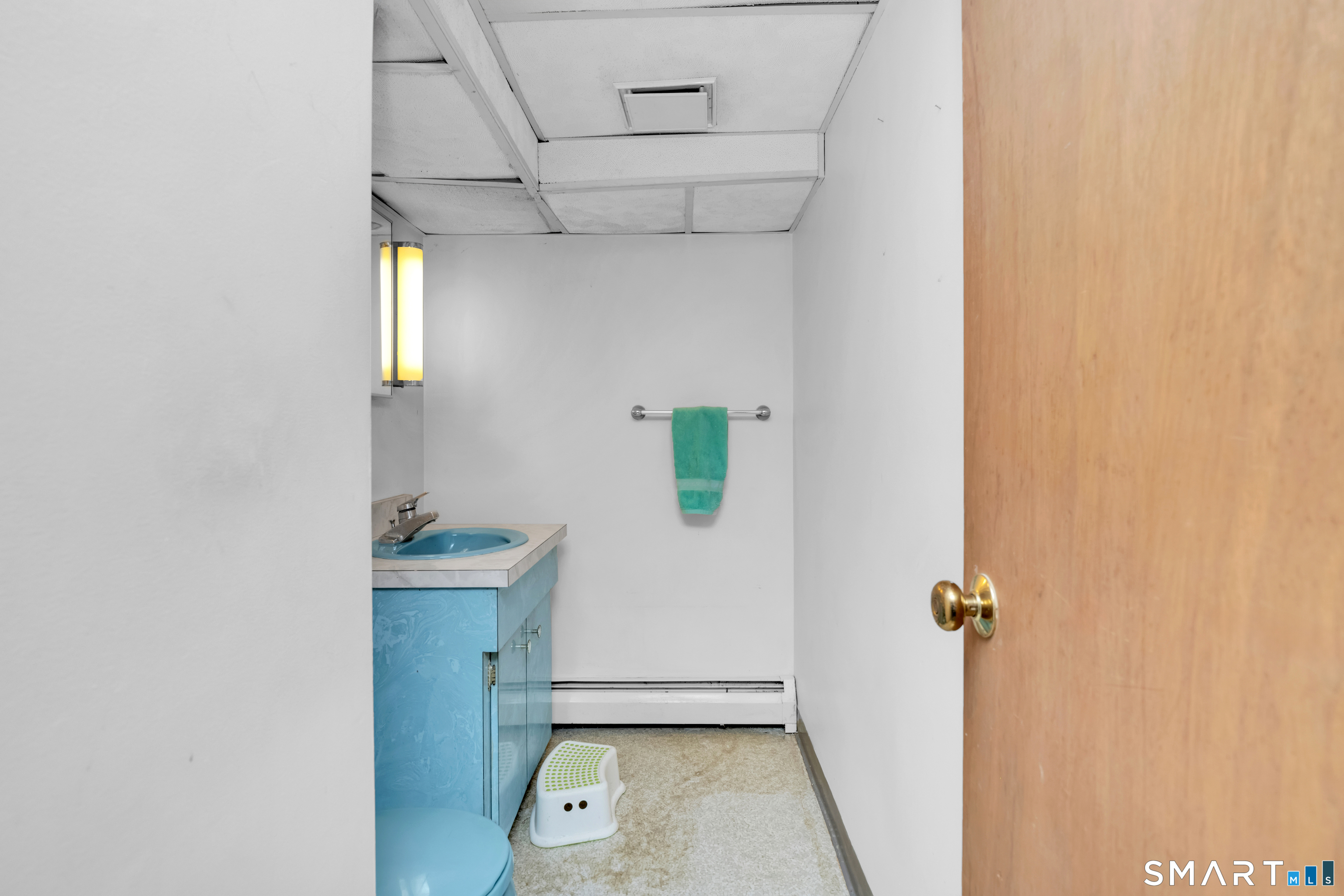 81 Crystal Street Wethersfield CT 06109