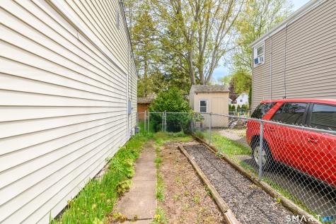 81 Crystal Street Wethersfield CT 06109