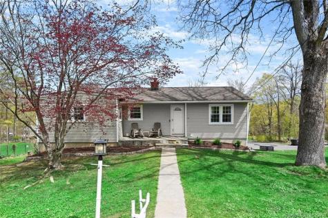 17 Margerie Drive New Fairfield CT 06812
