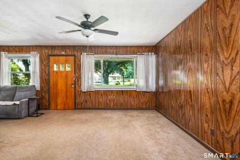 7 Weymouth Drive Enfield CT 06082