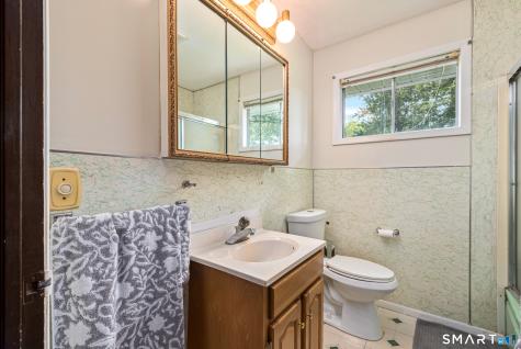 7 Weymouth Drive Enfield CT 06082